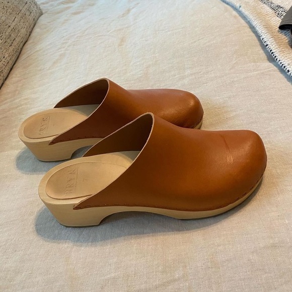 [SOLD]Bryr Worker Clog in Whiskey - Picture 2 of 6